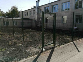3D заборы для школы 15 метров фото в Рузе